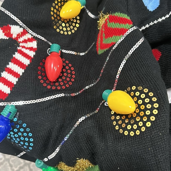 Light Up Christmas Sweater - Picture 3 of 4